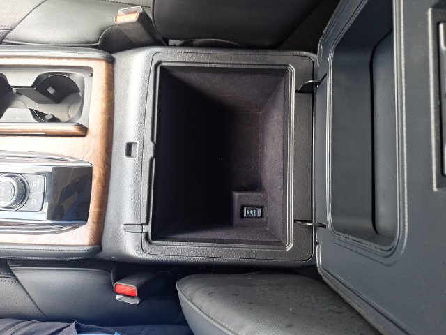 Used 2023 Nissan Armada SL w/ Captain's Chairs Package RWD image 26
