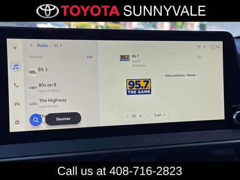 Used 2026 Toyota Prius Plug-In Hybrid FWD image 22