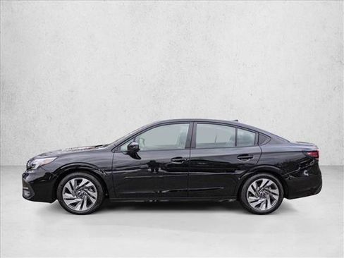 Used 2025 Subaru Legacy Limited image 8