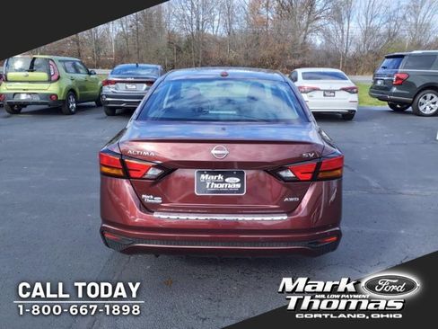 Used 2023 Nissan Altima 2.5 SV image 4