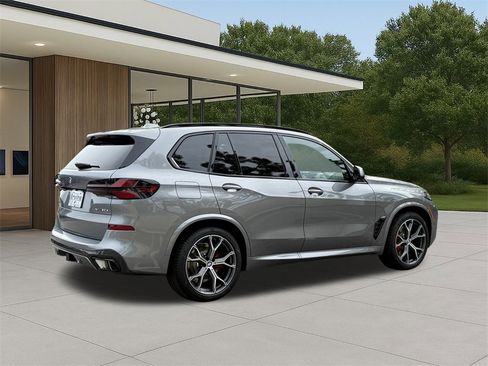 New 2026 BMW X5 xDrive50e w/ M Sport Package image 6
