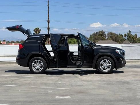 Used 2018 GMC Terrain SLE FWD image 29