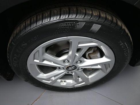 Certified 2023 Hyundai Kona SEL AWD/4WD image 13