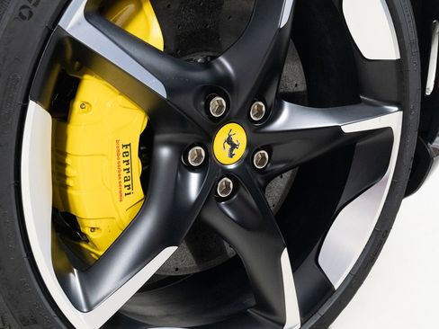 Used 2024 Ferrari Purosangue image 37