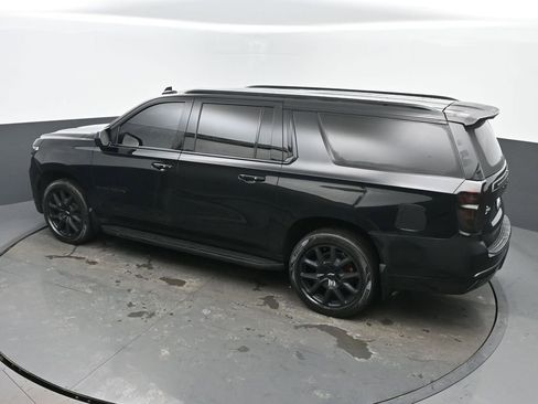 Used 2021 Chevrolet Suburban RST w/ Rear Media and Nav Package image 40