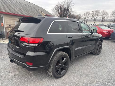 Used 2015 Jeep Grand Cherokee Altitude AWD/4WD image 5