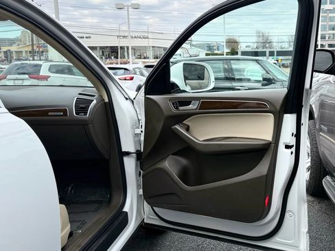 Used 2017 Audi Q5 2.0T Premium w/ Audi MMI Navigation Plus AWD/4WD image 36