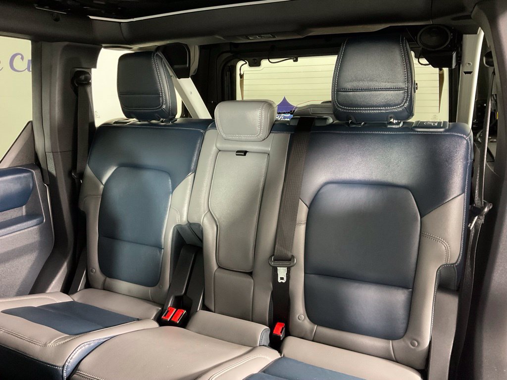 Used 2024 Ford Bronco Outer Banks AWD/4WD image 16