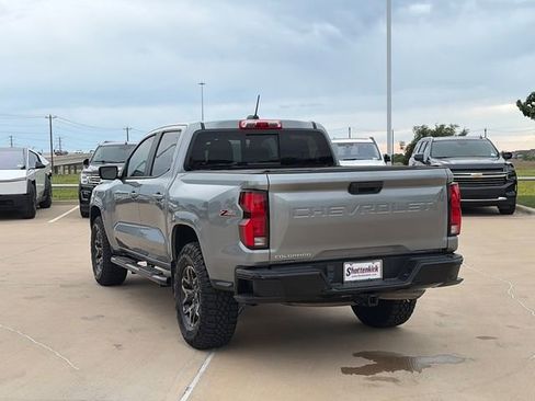 Used 2023 Chevrolet Colorado Z71 w/ Z71 Convenience Package 2 AWD/4WD image 7