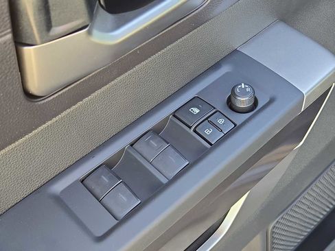 New 2026 Toyota Tundra SR5 AWD/4WD image 11