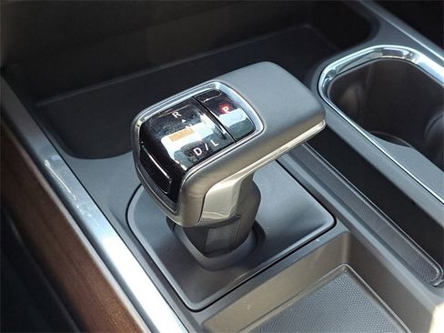 Used 2025 Chevrolet Silverado 1500 High Country w/ Technology Package image 20