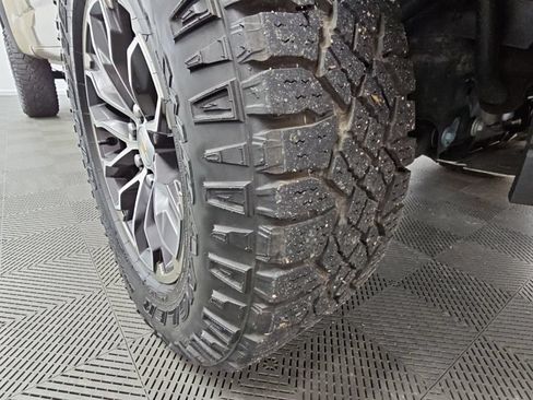 Used 2022 Chevrolet Colorado ZR2 AWD/4WD image 45