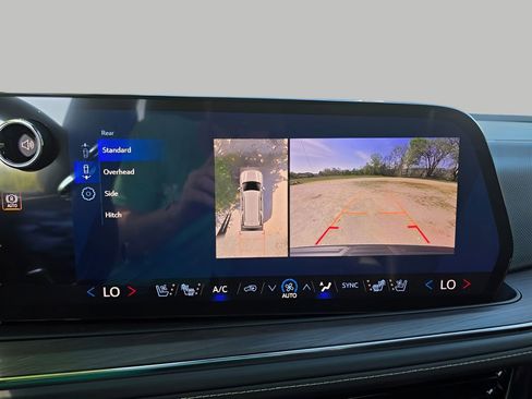 New 2026 Chevrolet Tahoe Premier w/ Sun And Tow Package AWD/4WD image 28
