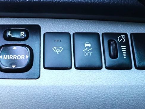 Used 2013 Toyota Highlander Plus FWD image 42