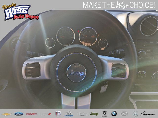 Used 2017 Jeep Compass High Altitude FWD image 12