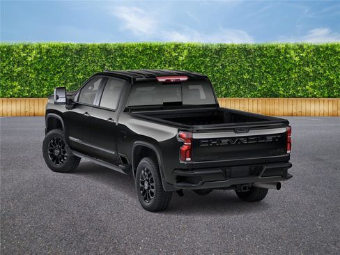 New 2026 Chevrolet Silverado 2500 High Country w/ Midnight Edition AWD/4WD image 2