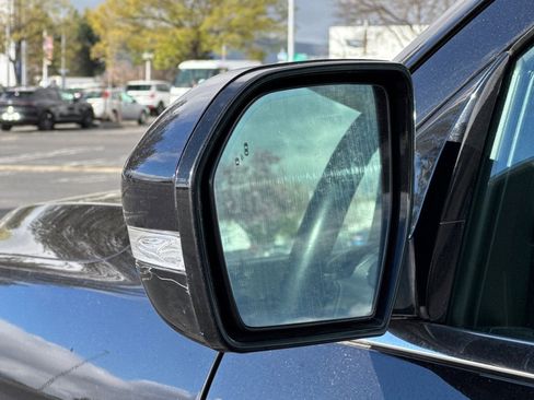 Used 2024 Ford Expedition Limited image 57