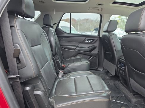 Used 2019 Chevrolet Traverse RS w/ LPO, Floor Liner Package image 17