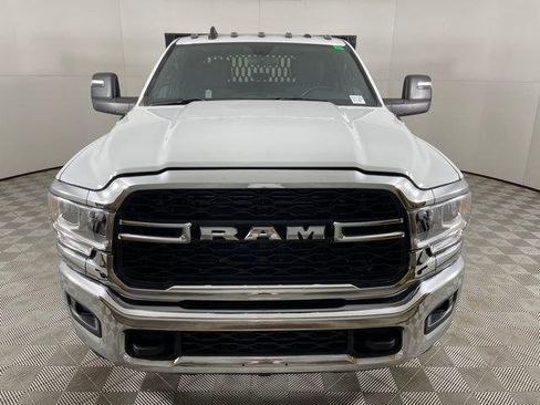 New 2024 RAM 3500 Tradesman w/ Chrome Appearance Group image 12