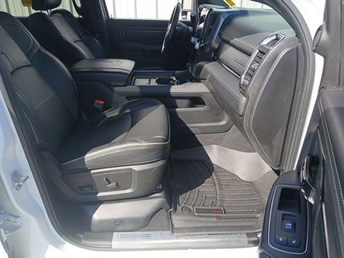 Used 2023 RAM 3500 Limited image 34