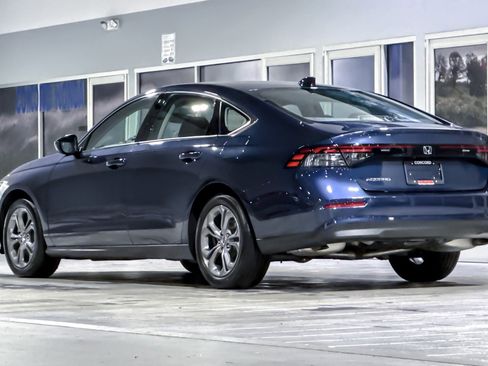 Used 2024 Honda Accord EX image 3
