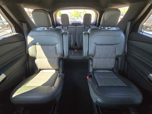 Used 2022 Ford Explorer Timberline w/ Timberline Technology Package AWD/4WD image 18