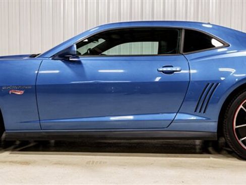 Used 2013 Chevrolet Camaro LT w/ Hot Wheels Special Edition RWD image 2