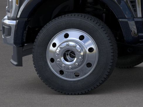 New 2026 Ford F450 XLT w/ XLT Premium Package image 19