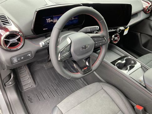 New 2026 Chevrolet Blazer EV RS image 12