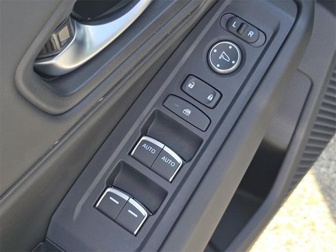 New 2025 Honda Accord SE image 24