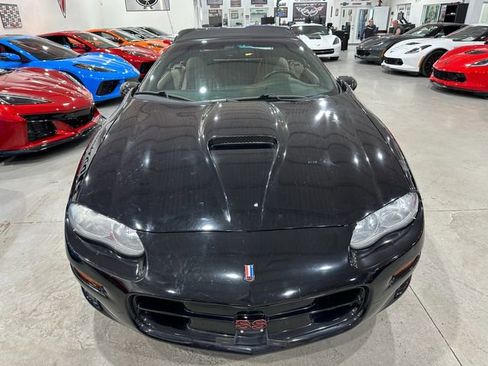Used 2002 Chevrolet Camaro Z28 w/ SS Performance/Appearance Pkg image 7