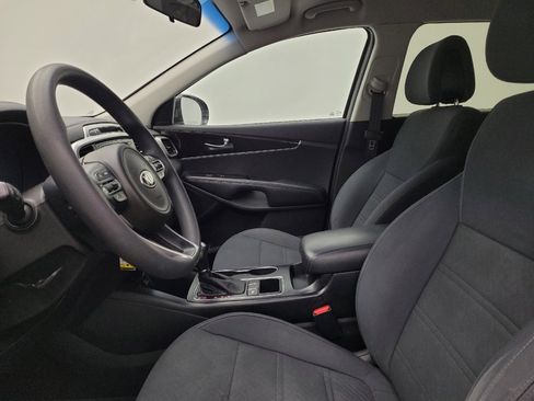 Used 2016 Kia Sorento FWD image 17