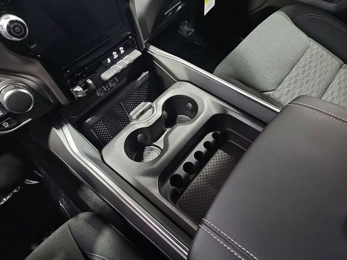 New 2026 RAM 1500 4x4 Crew Cab image 23