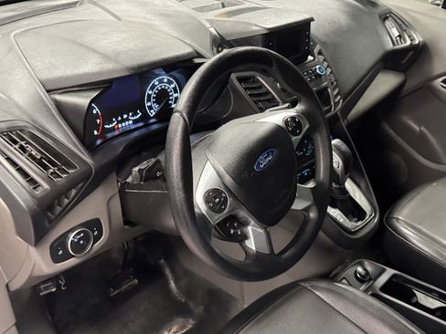 Used 2019 Ford Transit Connect XL image 9