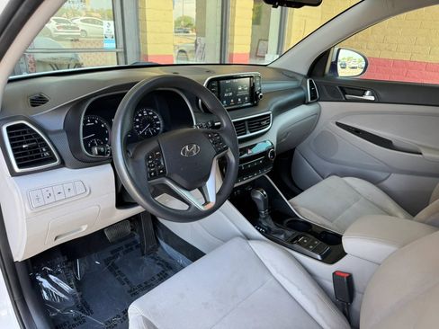 Used 2020 Hyundai Tucson Value FWD image 16