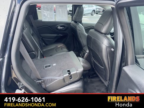 Used 2023 Jeep Cherokee Altitude Lux w/ Lux Elite Package image 40