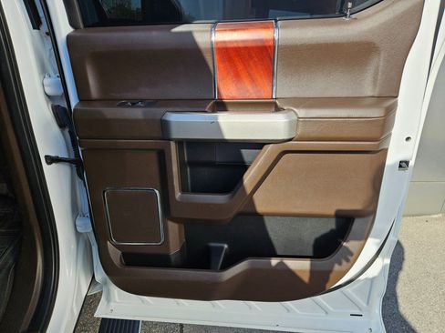 Used 2022 Ford F250 King Ranch w/ King Ranch Ultimate Package image 12