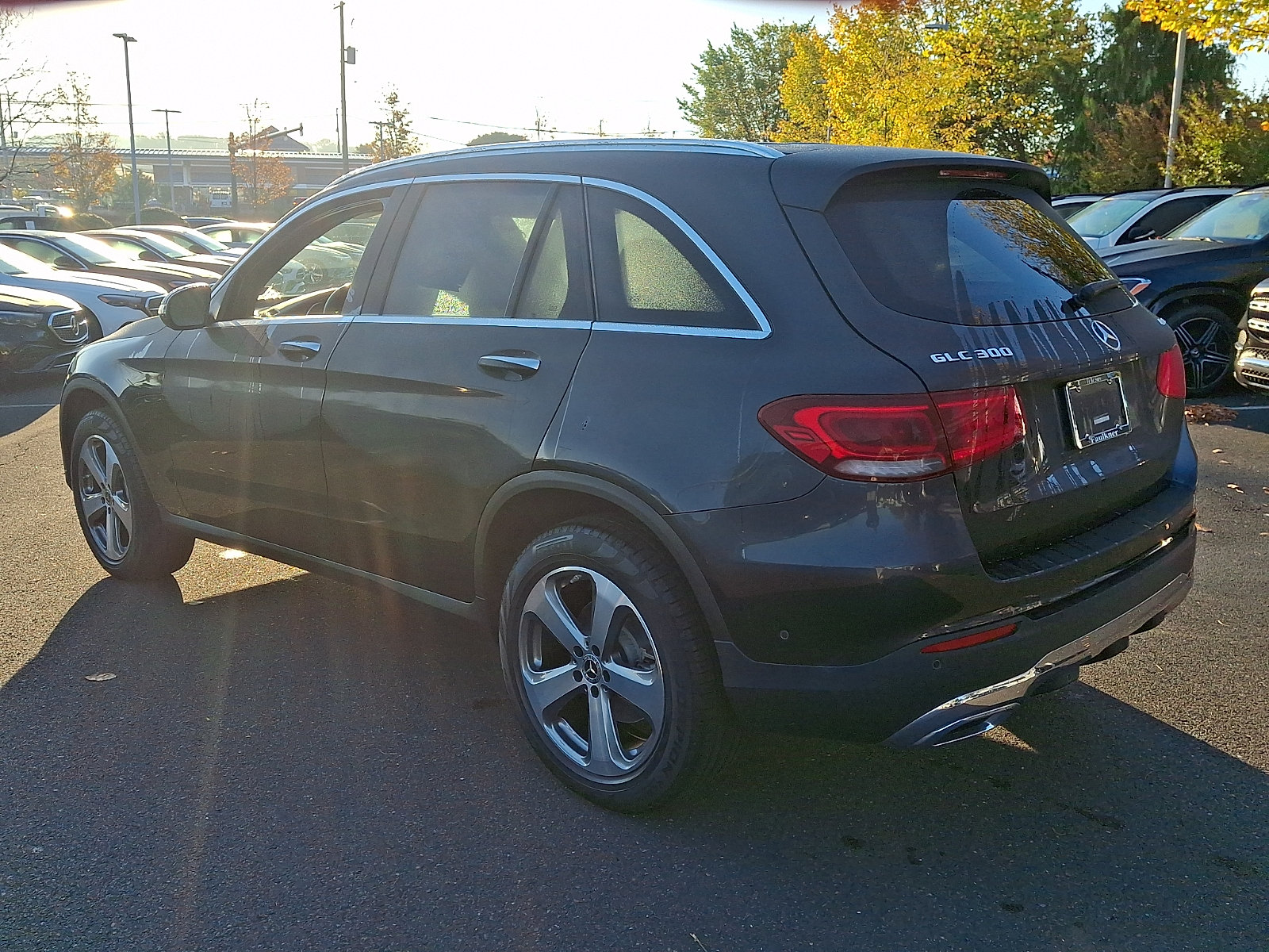 Certified 2022 Mercedes-Benz GLC 300 4MATIC image 4