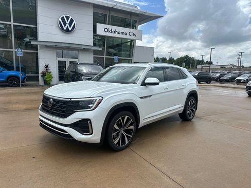 New 2026 Volkswagen Atlas Cross Sport SEL Premium R-Line AWD/4WD image 1