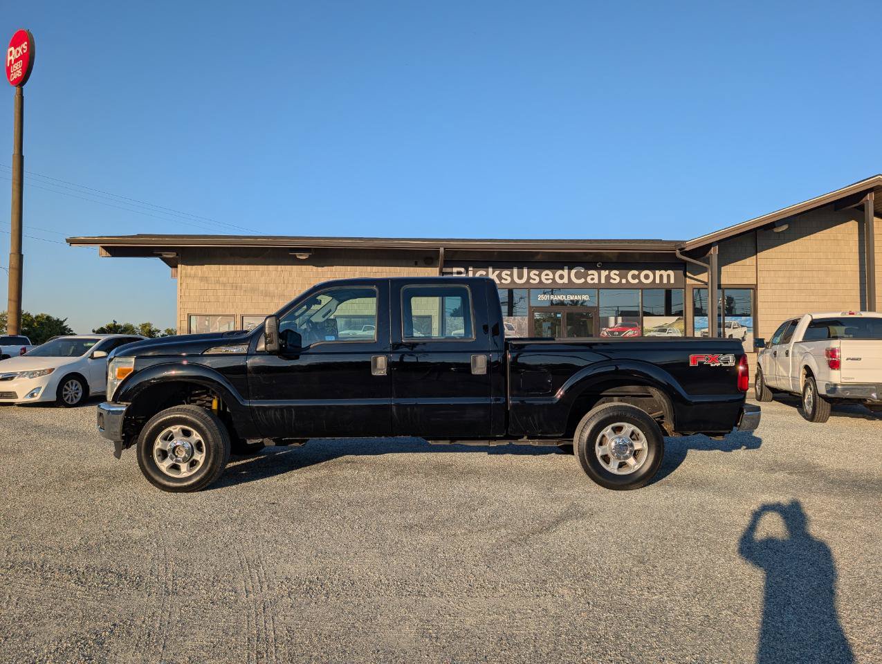 Used 2016 Ford F250 XL w/ XL Appearance Package AWD/4WD image 11