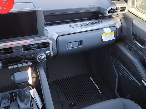 New 2025 Toyota Tacoma TRD Off-Road image 6
