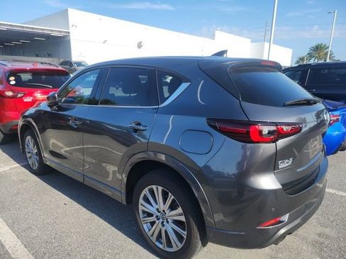 Used 2023 MAZDA CX-5 Signature image 3