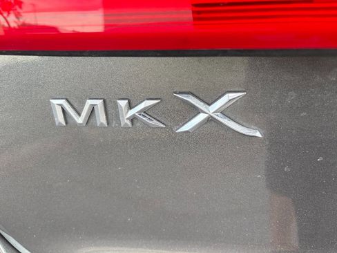 Used 2017 Lincoln MKX Reserve image 10