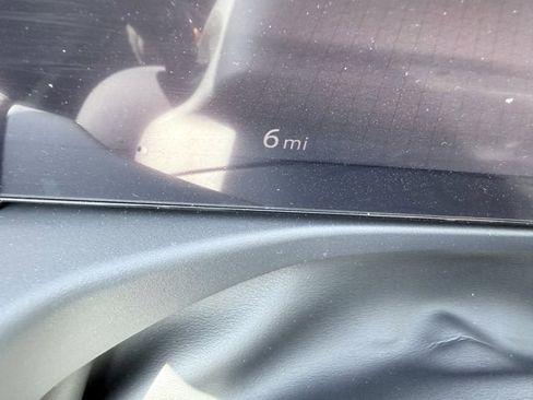 New 2026 Nissan Sentra SR FWD image 9