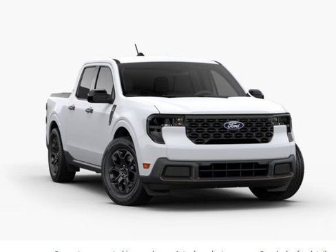 New 2026 Ford Maverick Lariat w/ Black Appearance Package image 18