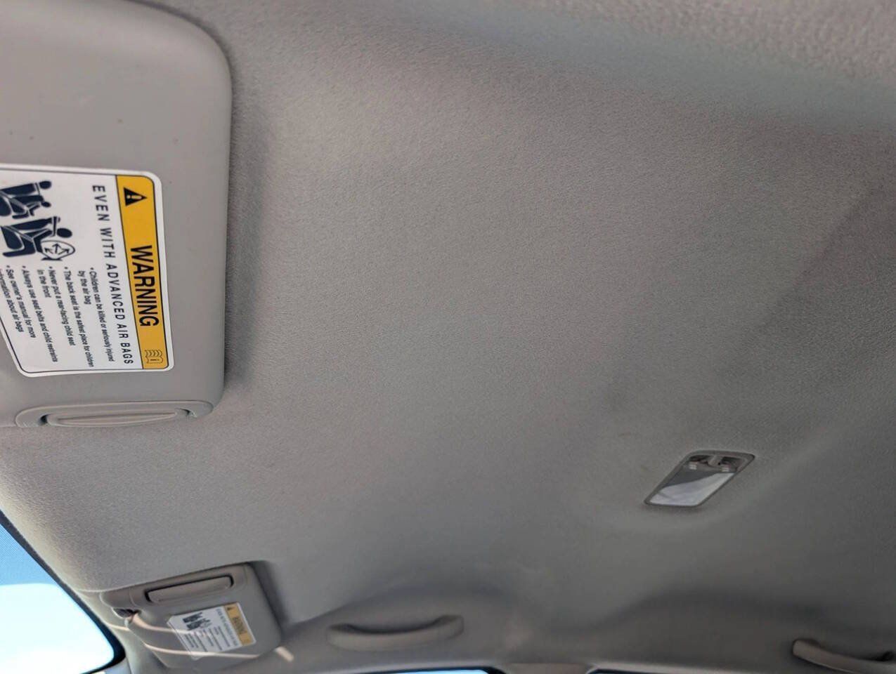 Used 2014 Nissan Versa Note S FWD image 28