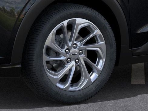 New 2027 Chevrolet Bolt LT image 9