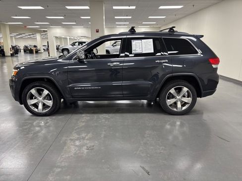 Used 2016 Jeep Grand Cherokee Limited w/ Luxury Group II image 4