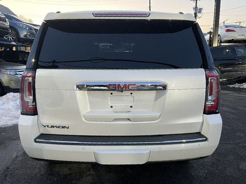 Used 2016 GMC Yukon Denali w/ Open Road Package image 10