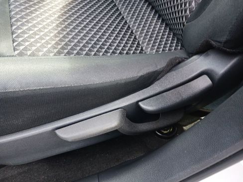 Used 2024 Nissan Versa S image 28